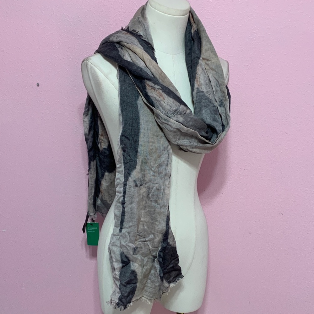 H&M LIMITED EDITION Wool Blend Gray and Cream Scarf